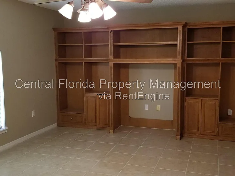 4040 Iveyglen Ave — Photo 2