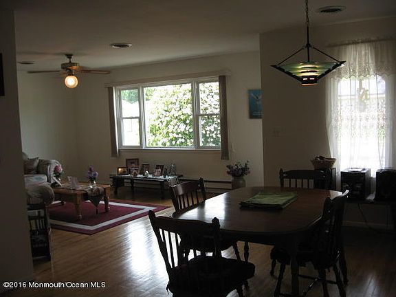 2nd image of 21 Brakenbury Dr