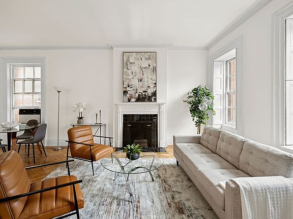 2nd image of 31 Gramercy Park S APT 3B