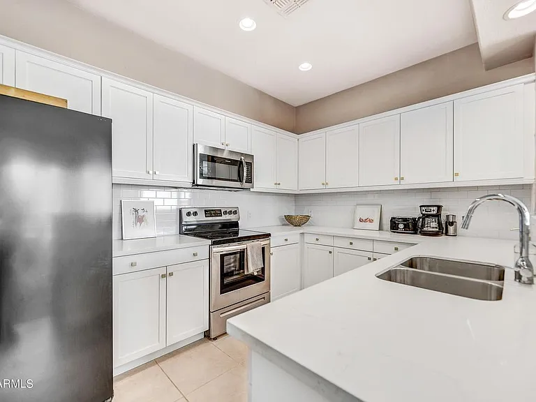 19475 N Grayhawk Dr #2122 — Photo 13