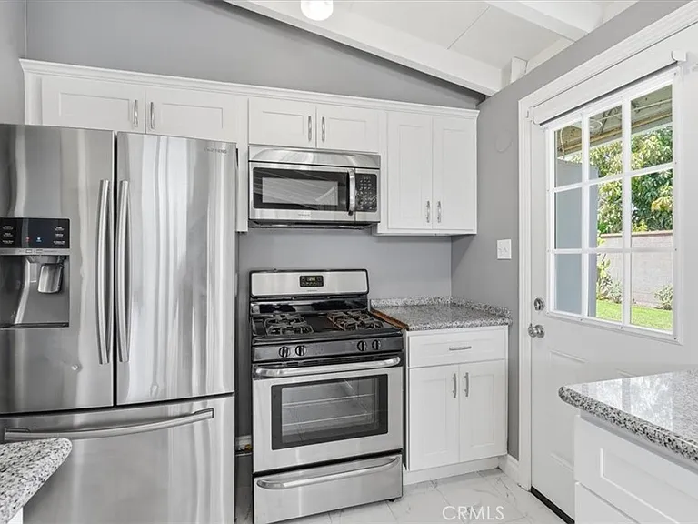 533 S Devon Rd — Photo 42