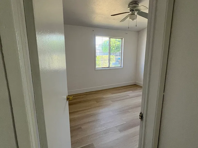 16814 E Benbow St — Photo 10