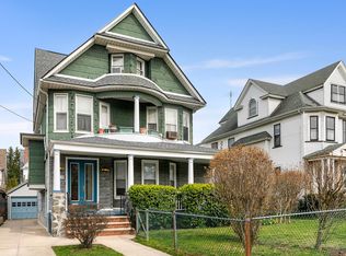 8619 110th St, Richmond Hill, NY 11418