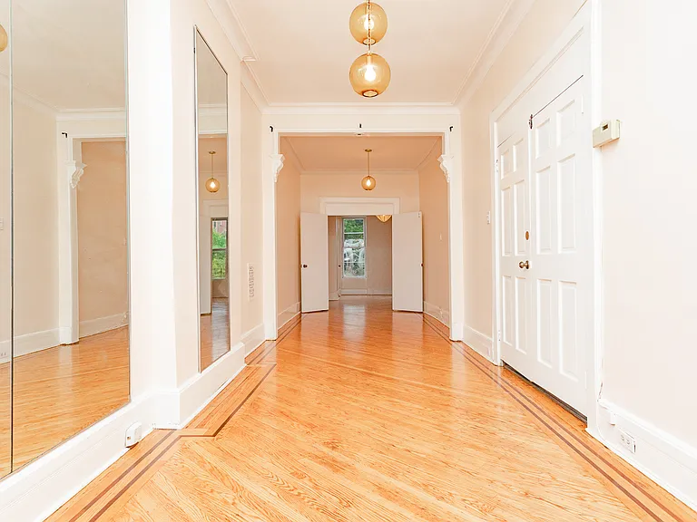182 Patchen Ave #1 — Photo 8