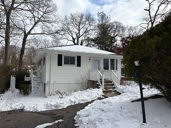 2nd image of 41 Robin Road