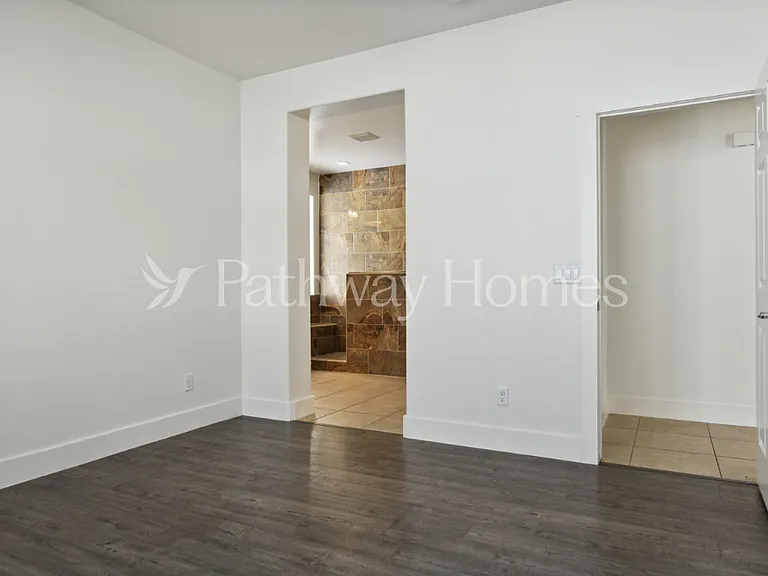 20996 W White Rock Rd — Photo 9