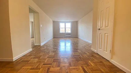 31-15 68th Street
