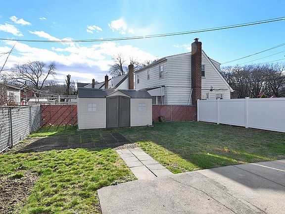 5th image of 164-08 Lithonia Ave
