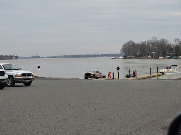 Public boat access.