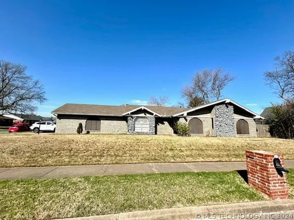 2902 S 107th East Ave, Tulsa, OK 74129