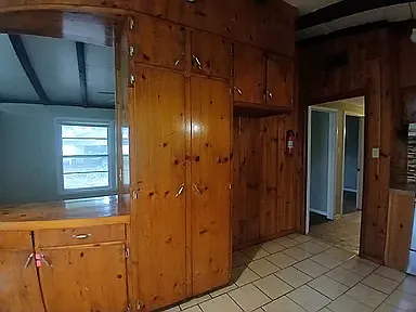111 Tulip St — Photo 4