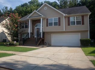 4267 Round Stone Trl, Snellville, GA 30039