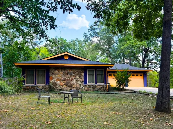 152 Powhatan Dr, Cherokee Village, AR 72529