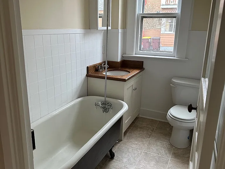 168 Elm St #1 — Photo 8