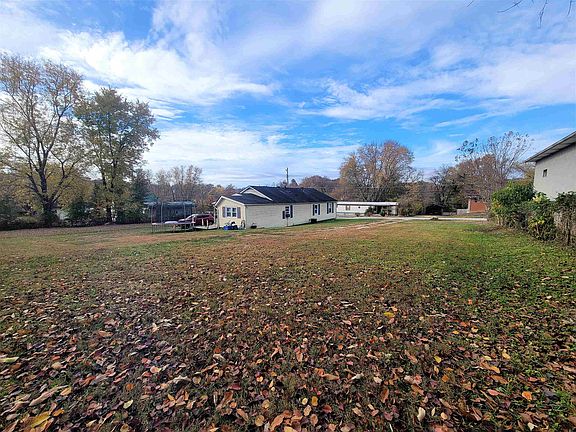 3rd image of 4528 Pine St
