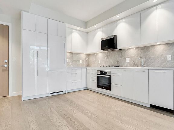 2nd image of 5608 Berton Ave #607