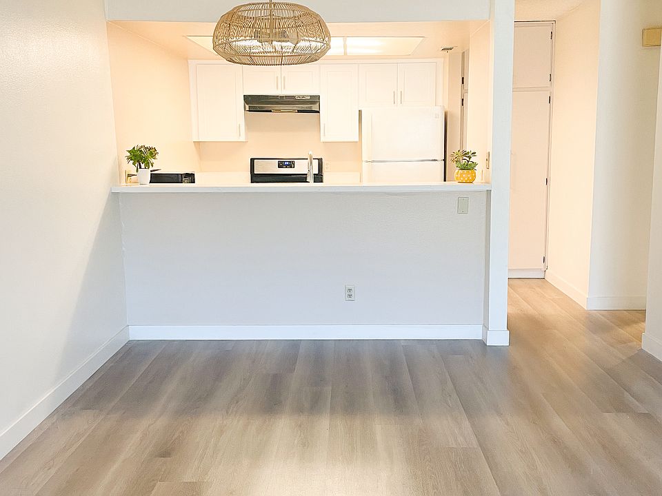 1st image of 2310 Lillyvale Ave APT 123