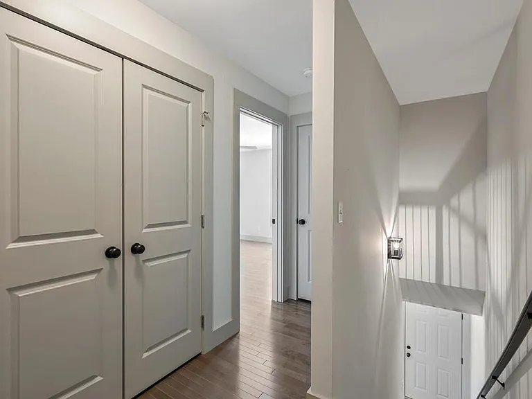 11 Fernwood Ave #2 — Photo 20