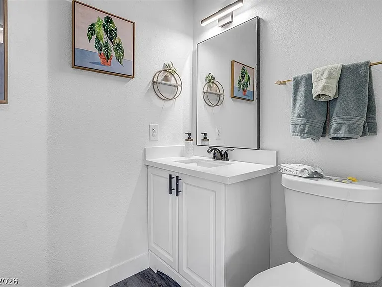 818 Holly Sprig Ct — Photo 20