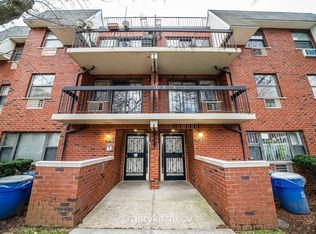 71-33 Park Ave #2, Fresh Meadows, NY 11365