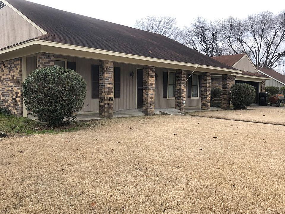 1st image of 137 Wildwood Dr