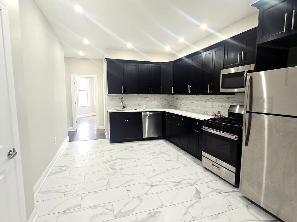 1st image of 186 Seaview Ave #1B