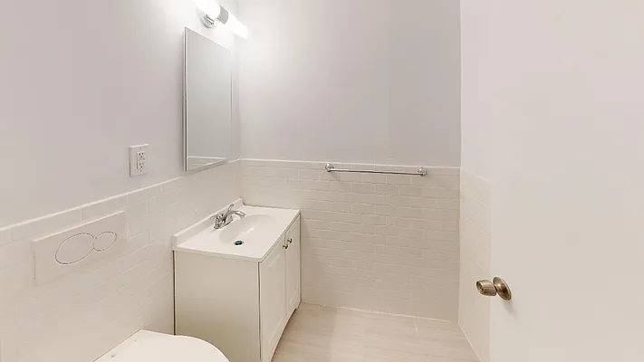 Rented by Algin Management | media 22