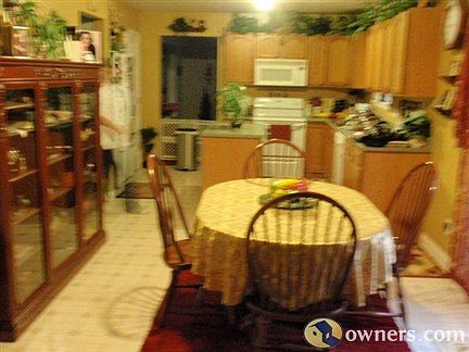 Kithchedn and Dinette area
