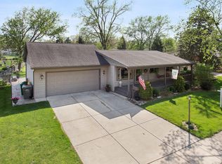 9157 Birch St, Orland Park, IL