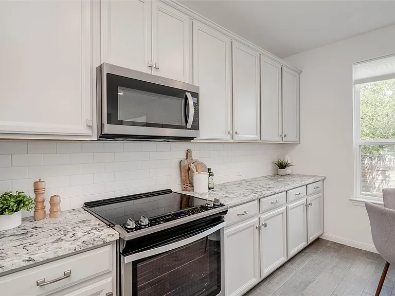 16601 Sydney Carol Ln — Photo 25