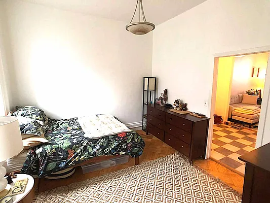 Rented by Realty Nerd | media 6