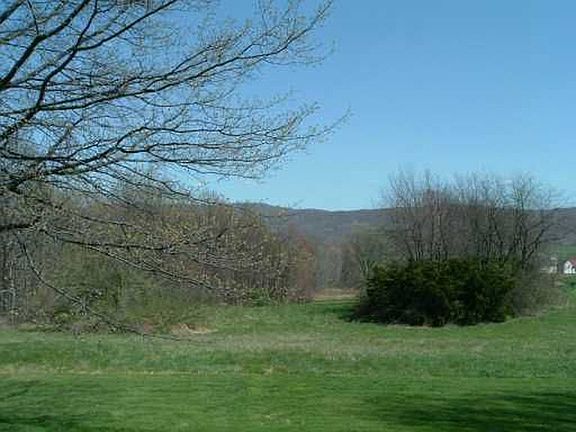 3rd image of 118 Dorsch Ln