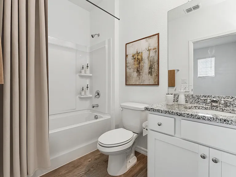 Oak Isle Cottages — Photo 16