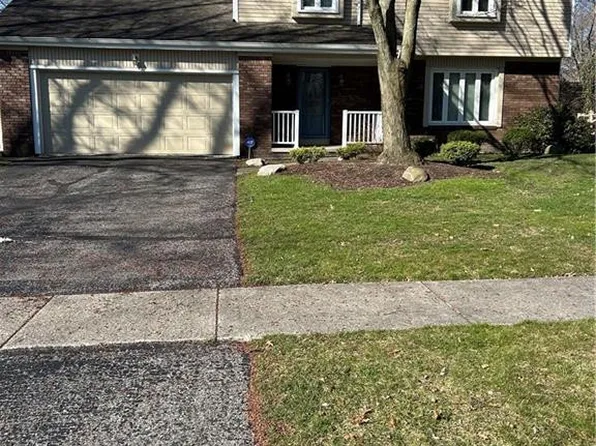 2351 Cheshire Woods Rd, Toledo, OH 43617