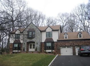 13 Tulip Ln, Randolph, NJ 07869