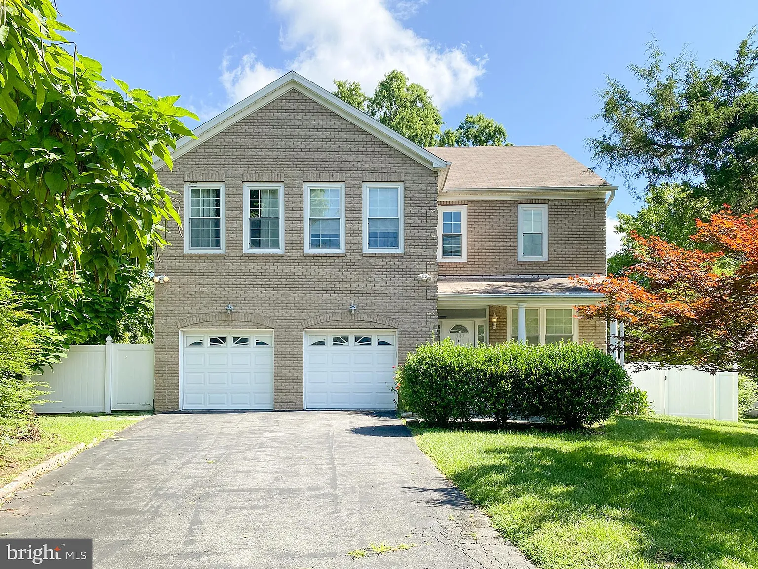 4 bed, 3543 sqft, $5,200 — Photo 1