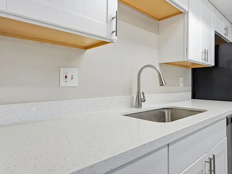 1867 E Alameda Dr — Photo 9