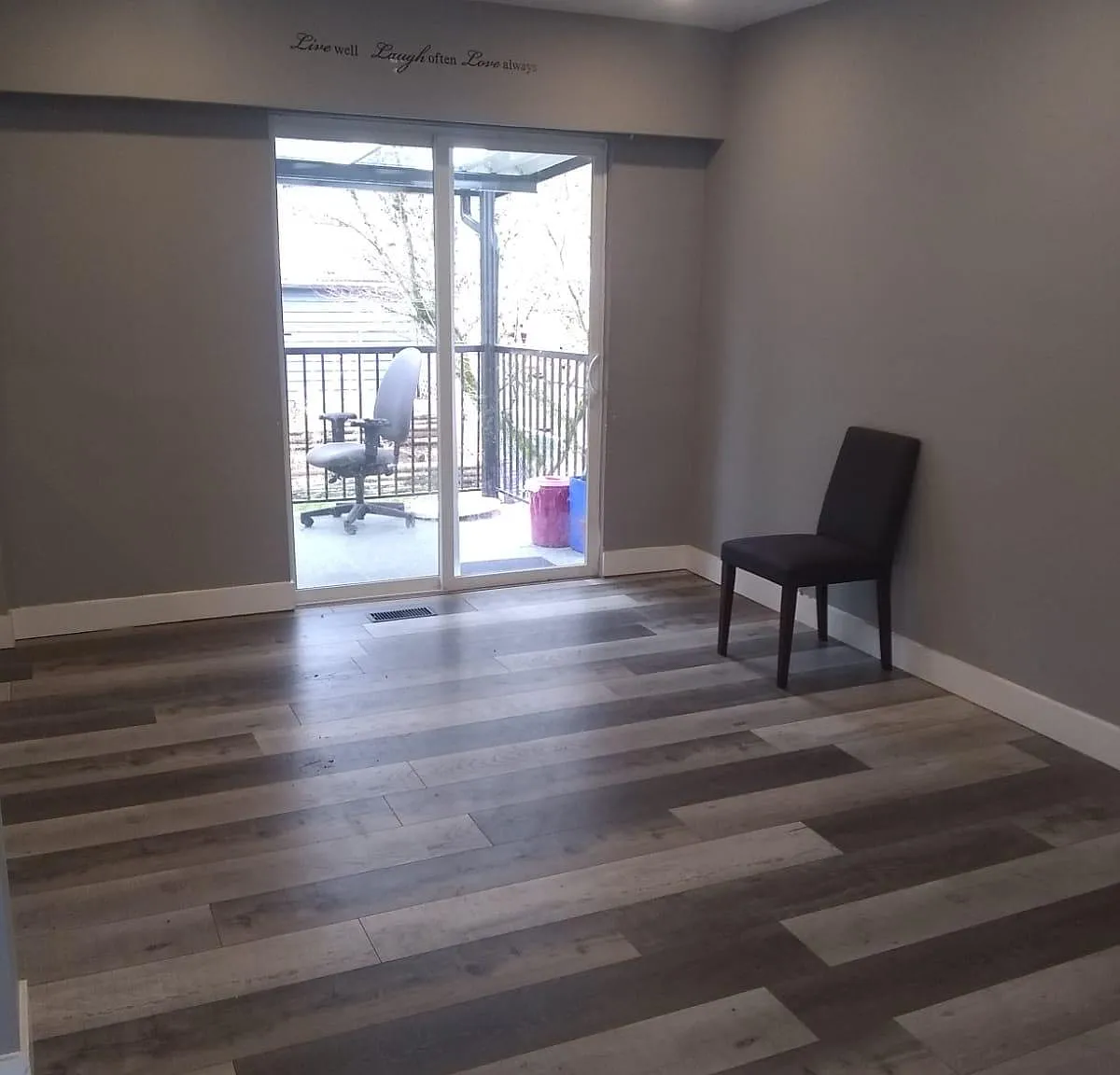 3 bed, 1100 sqft, $2,500 — Photo 4