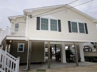 345 Kingfisher Rd, Tuckerton, NJ 08087