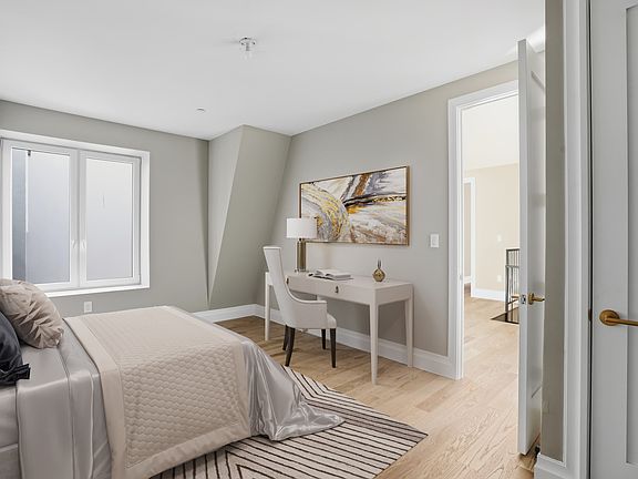 5th image of 129 Russell St #2NC