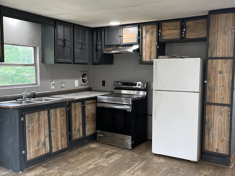 2137 FM 347 N — Photo 1