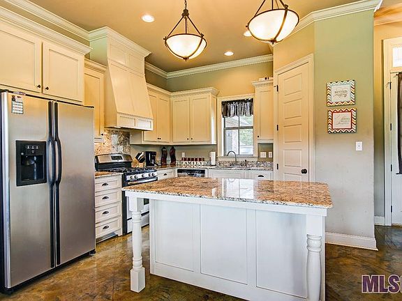 4th image of 29940 Marsh Dr