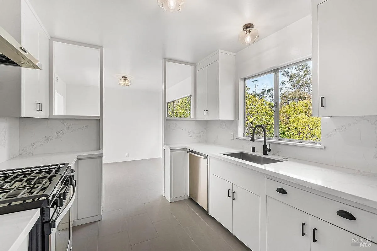 9 Alta Vista Way photo 1