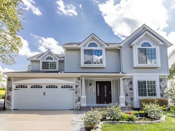 47302 Butler Ln, Novi, MI 48374