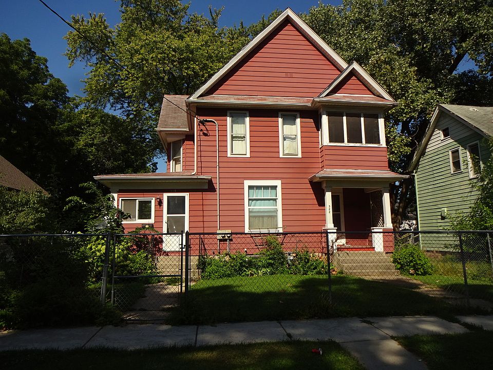 1st image of 520 Oakley Ave