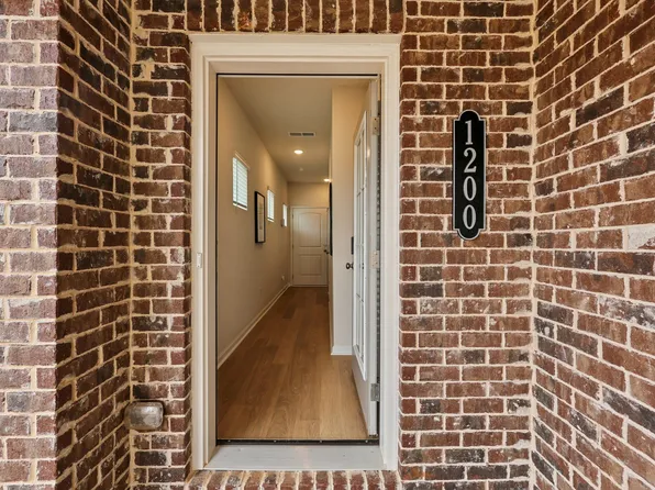 Sweetwater Springs Townhomes