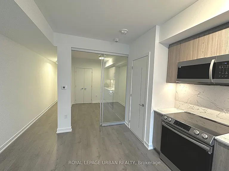 357 King St W #2306 — Photo 9