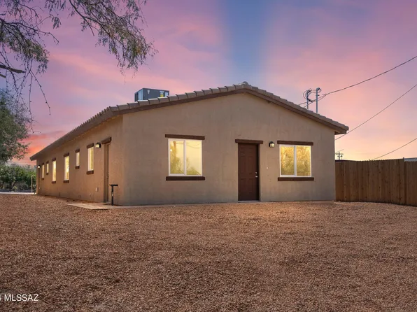 742 W Calle Adelanto, Tucson, AZ 85705