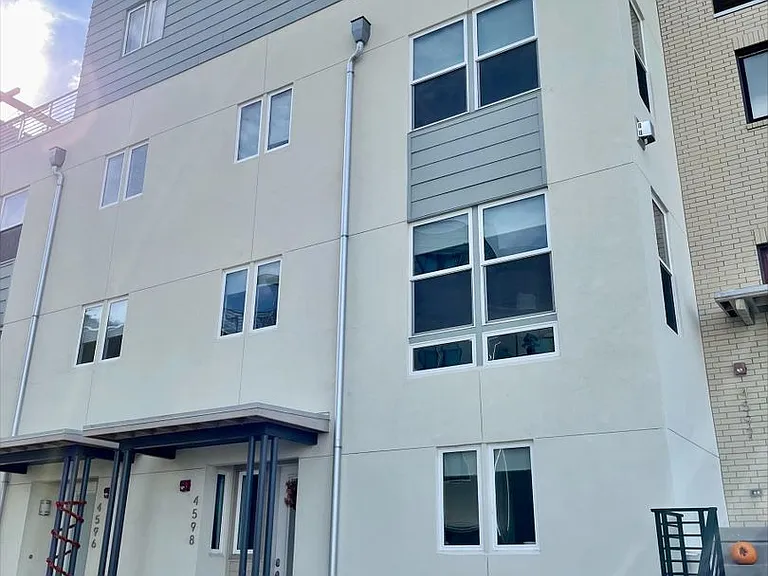 4598 W Scissor Way — Photo 1