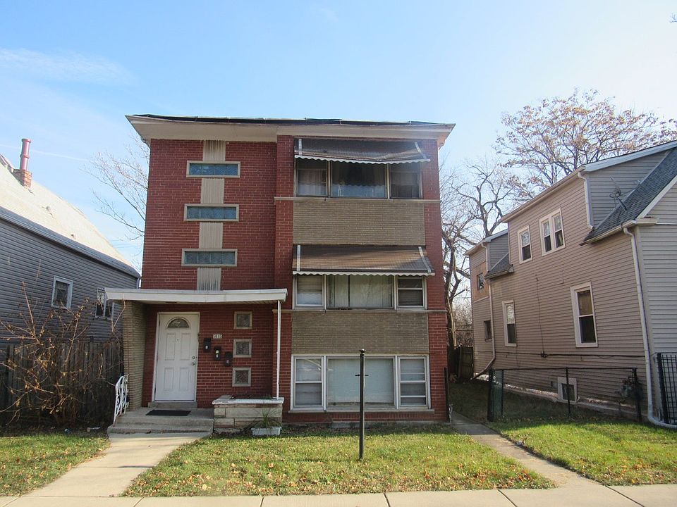 1st image of 5615 S Oakley Ave